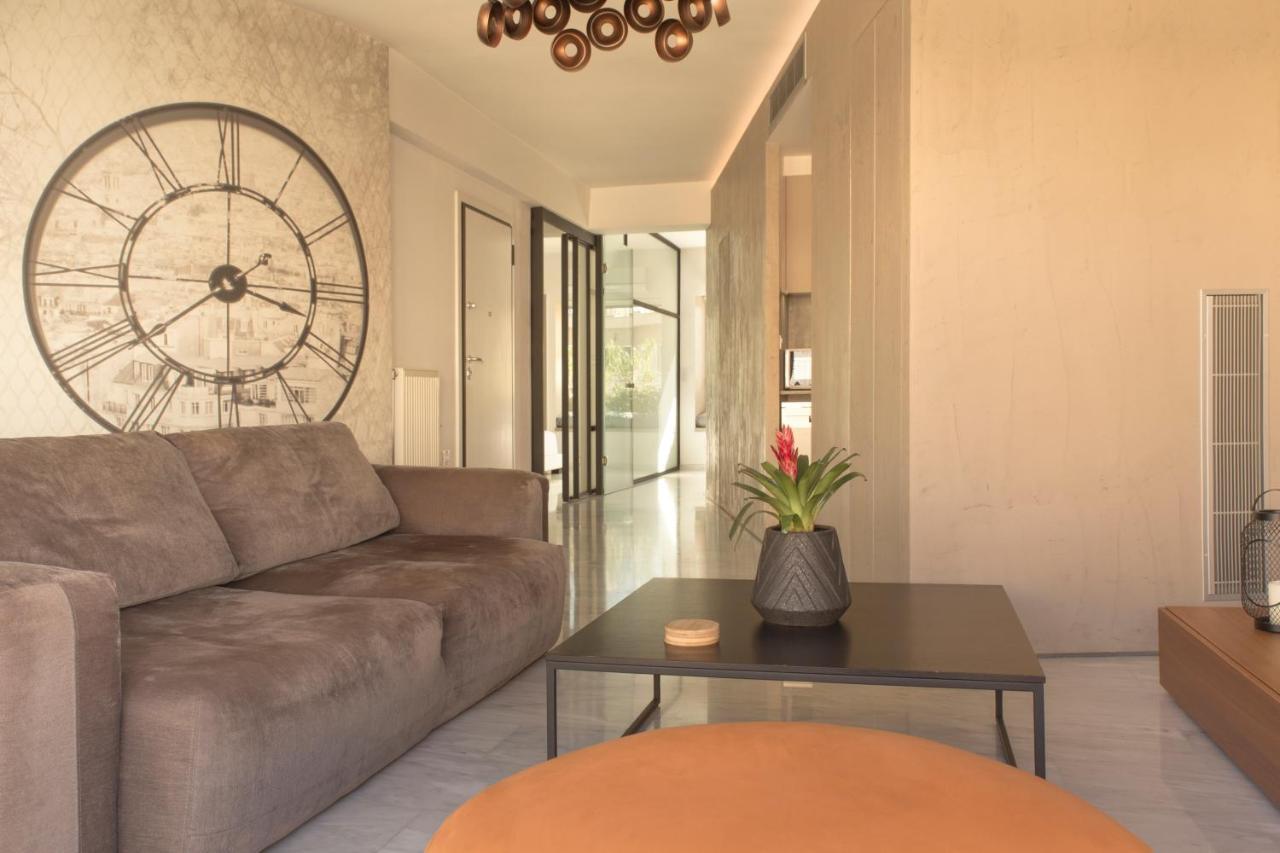 Luxury Apt With Parking-Living Stone Silver Athena Bagian luar foto